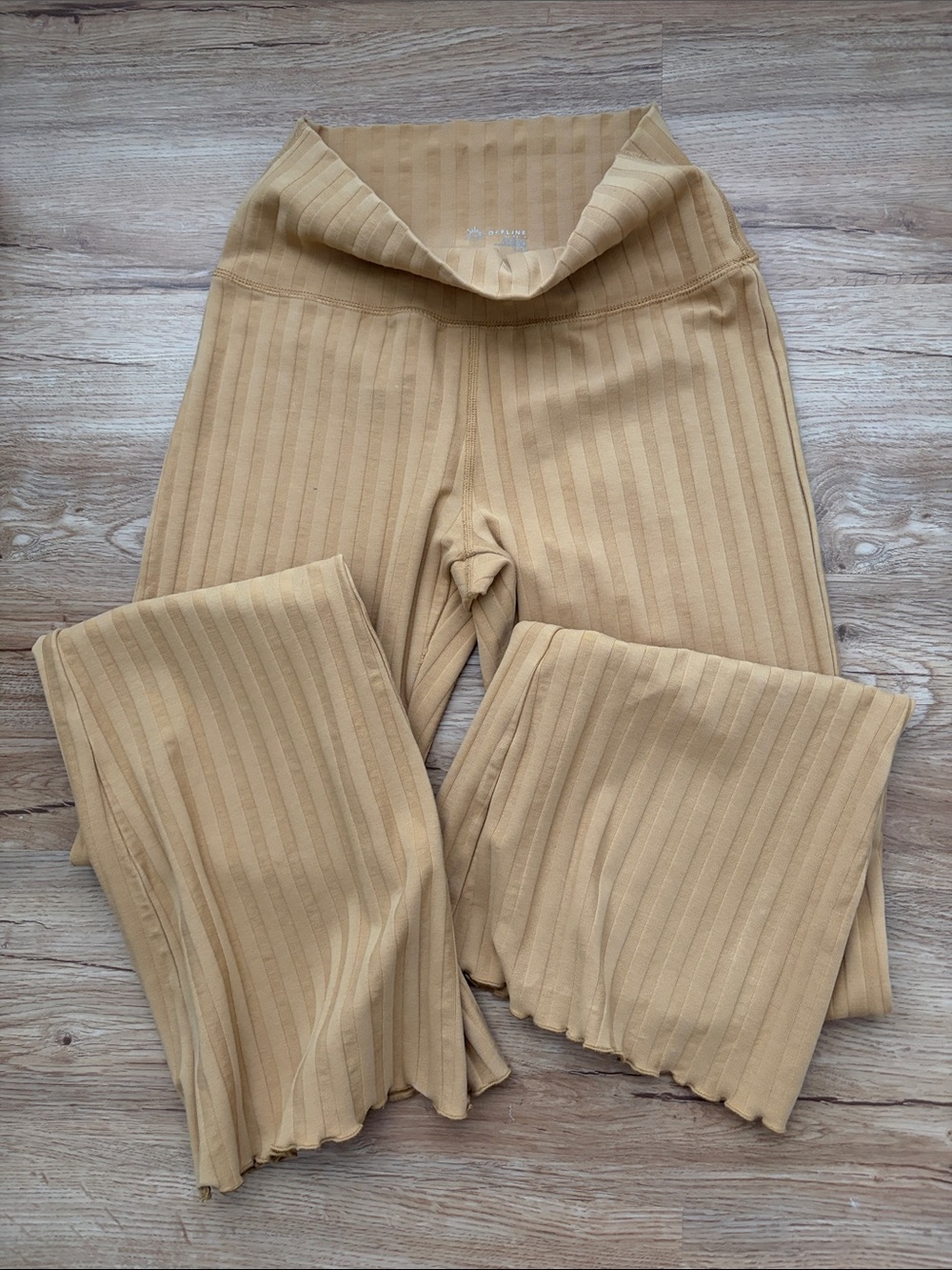 Ofline flare pants